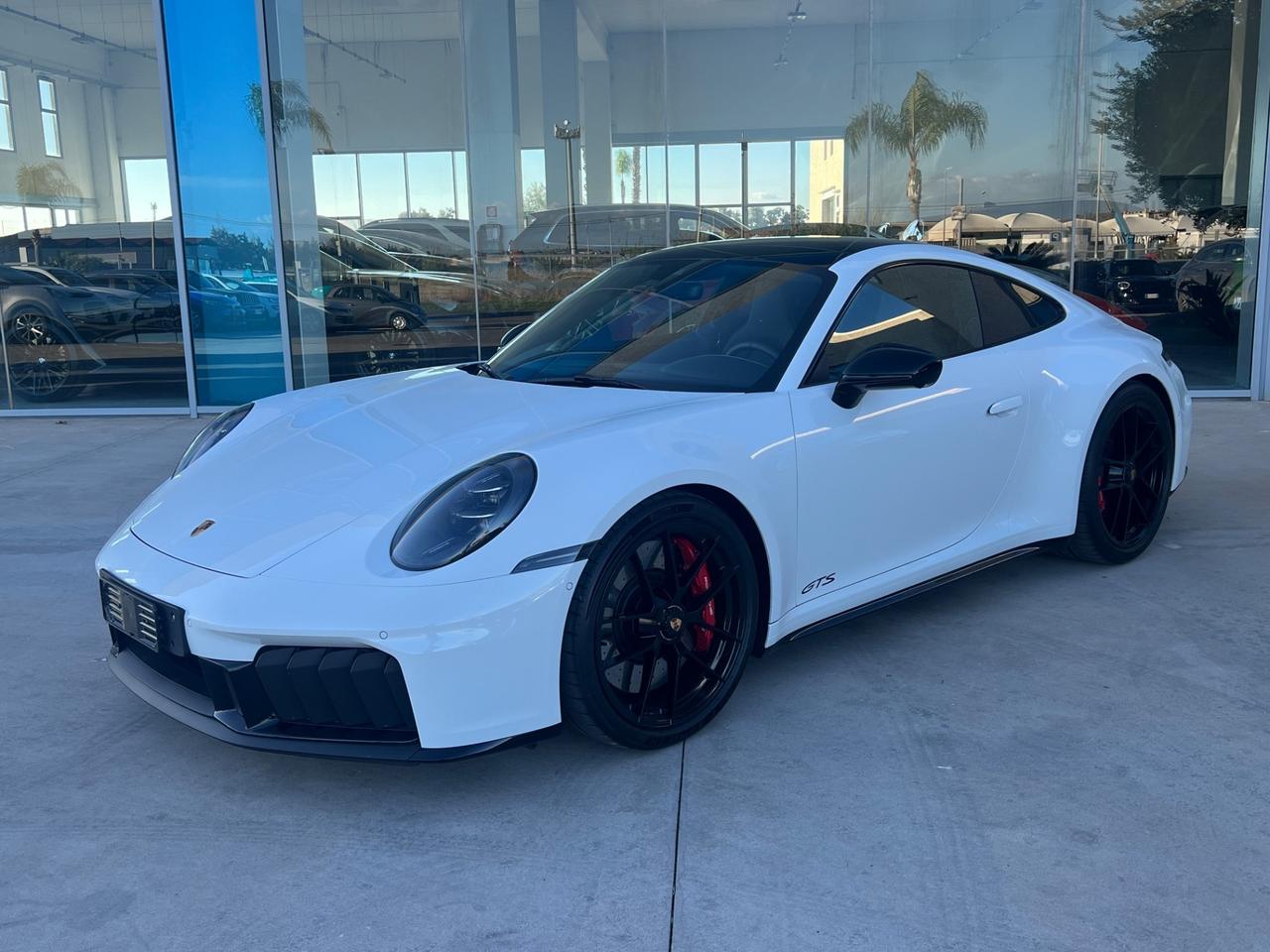 Porsche 992 3.6 Carrera GTS 541CV coupè auto - possibilità noleggio no scoring