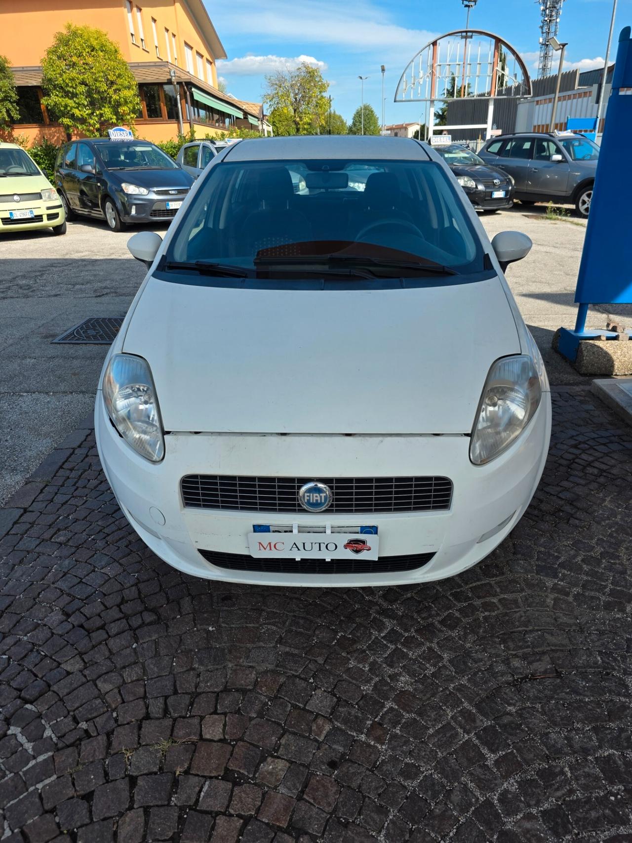 Fiat Grande Punto 1.2 5 porte con 182.000km Neopatentati ok