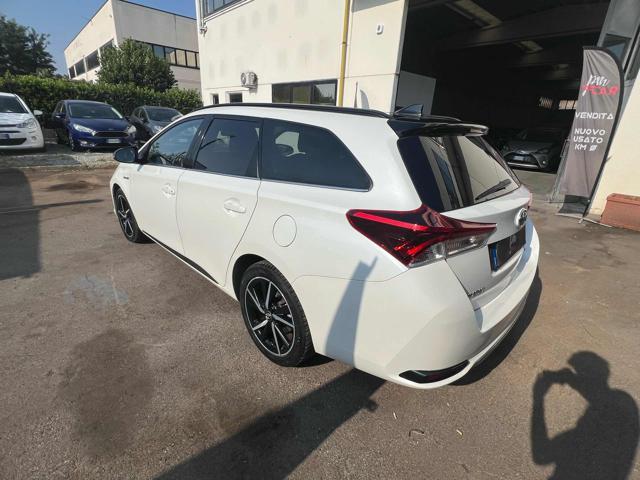TOYOTA Auris Touring Sports 1.8 style cvt