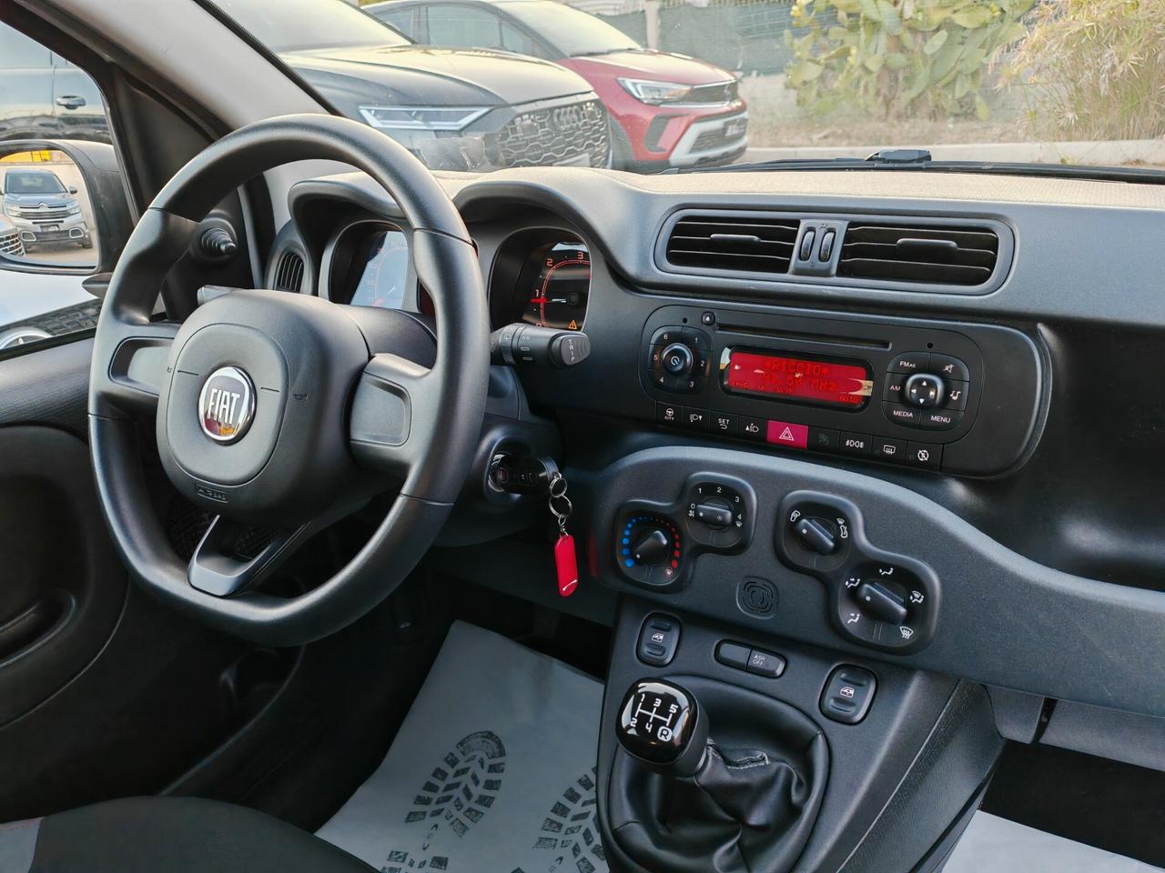 Fiat Panda 13MJT 95CV Lounge Full Optional 2018