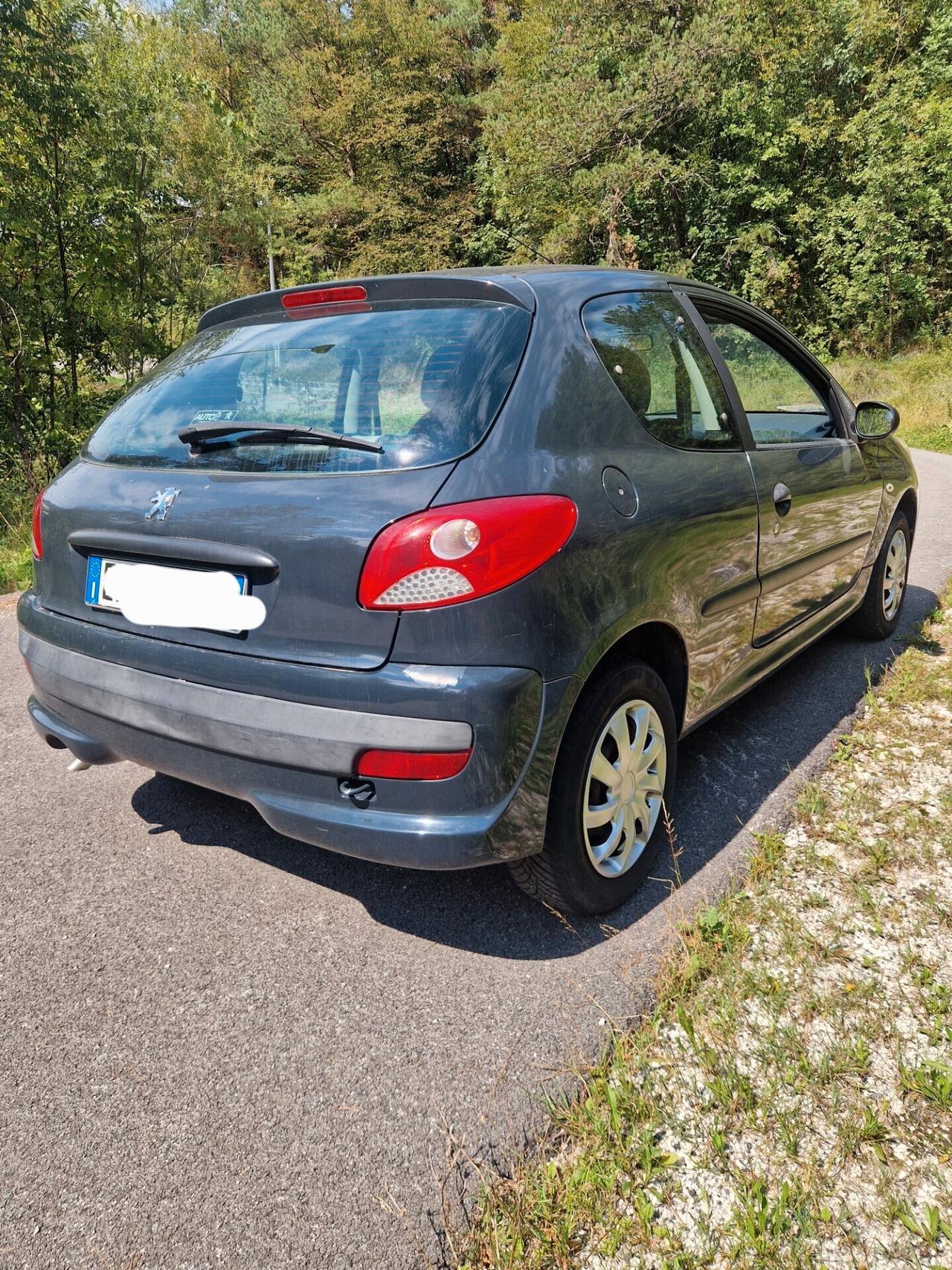 Peugeot 206 1.1 60CV Benz. 2011 - Garanzia 12 Mesi