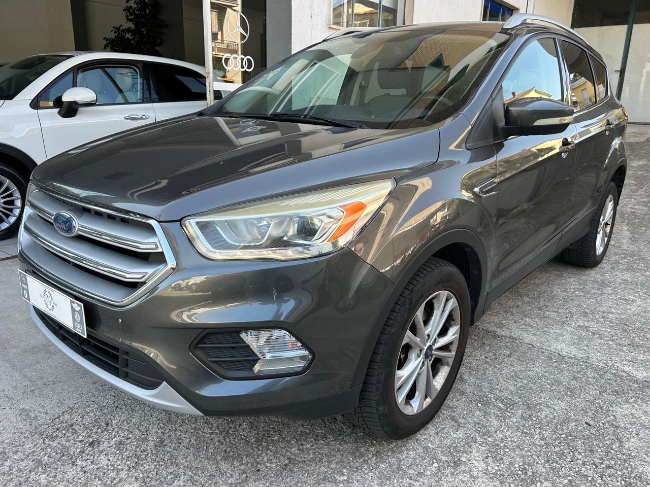 Ford Kuga 1.5 TDCI 120 CV Titanium