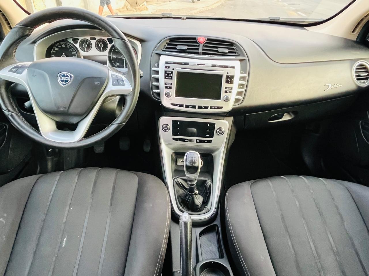 Lancia Delta 1.6 multijet 120cv