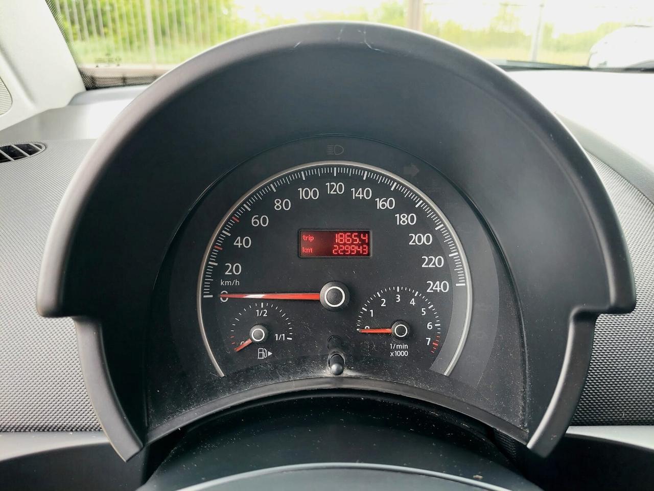 VOLKSWAGEN New Beetle 1.6 FL - 2009