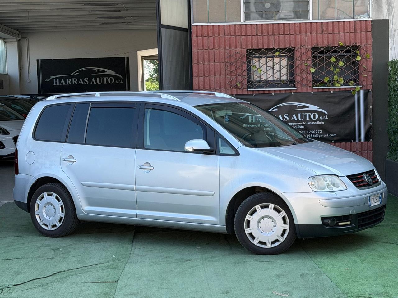 Volkswagen Touran 2.0 TDI DPF Highline