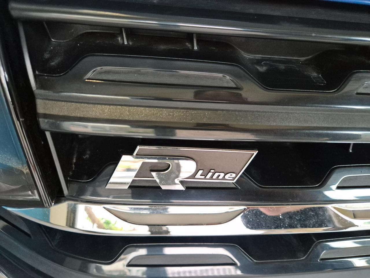 Volkswagen T-Cross 1.0 TSI R LINE