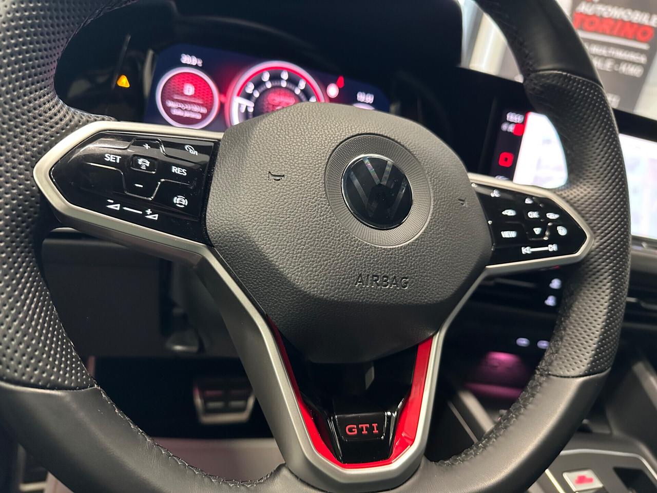 Volkswagen Golf GTI Golf 2.0 TSI GTI DSG PERFORMANCE
