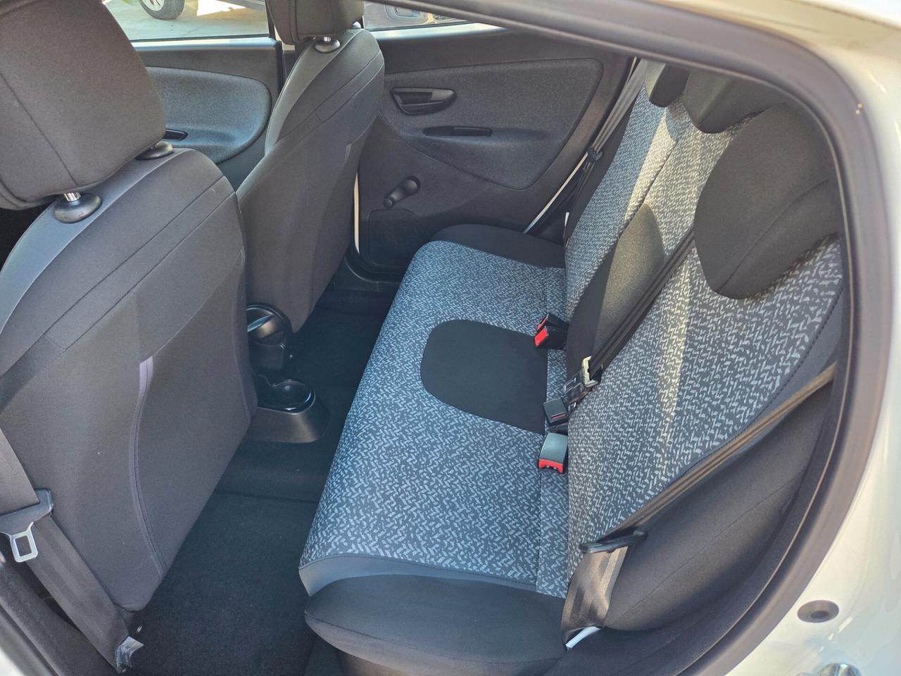 Lancia Ypsilon 1.2 benzina 69 cv - 06/2019 60.000 km