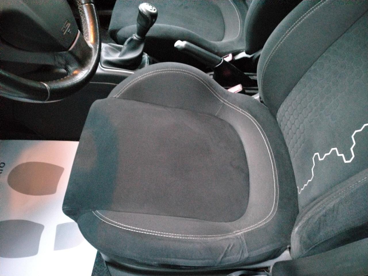 Fiat Punto 1.3 MJT 75CV LOUNGE 5P NEOPAT. UNICO PROPRIETARIO