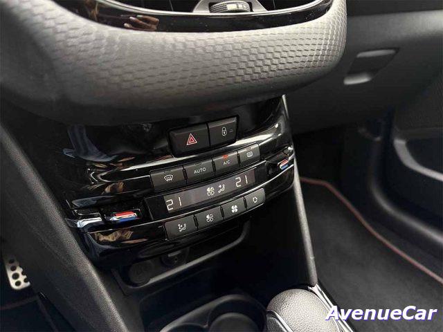 PEUGEOT 2008 1.2 puretech Gt Line AUTOMATICA TETTO PANORAMICO