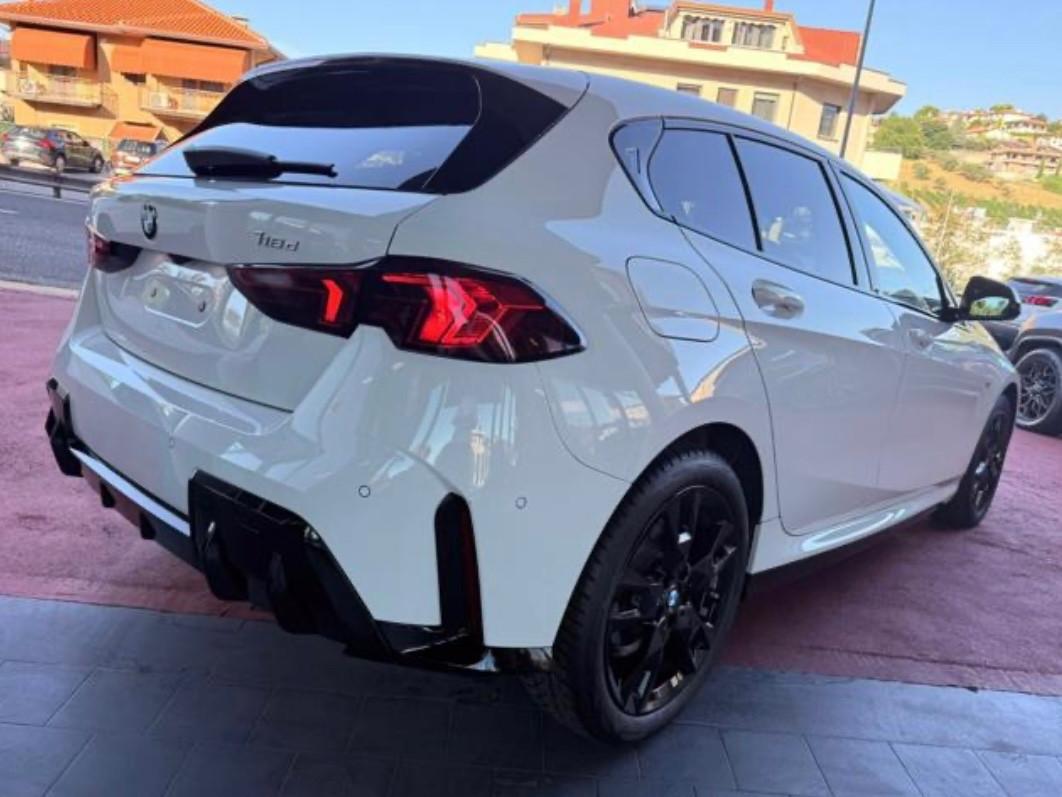 BMW 118 D MSPORT 18 BLACK TELECAMERA