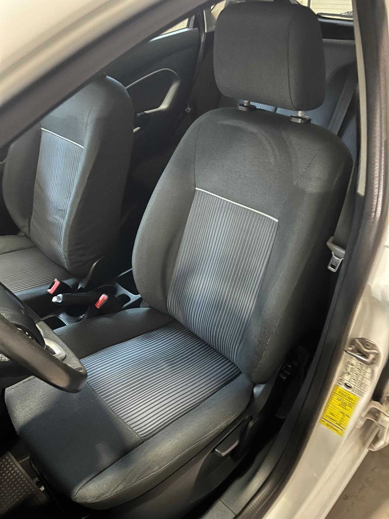 Ford Fiesta 1.4 5 porte Bz.- GPL Titanium