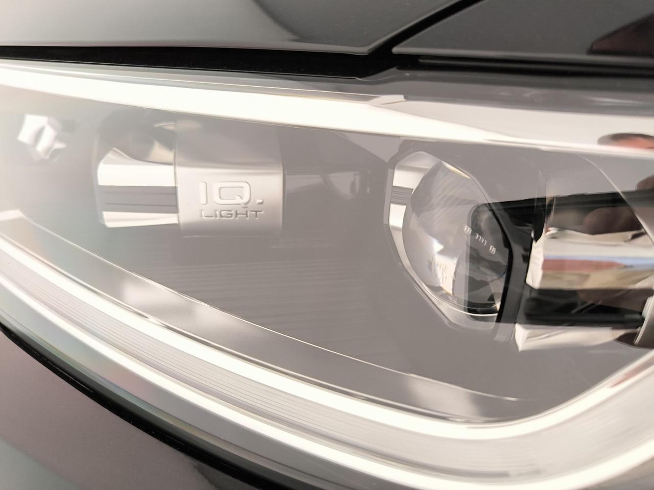 Volkswagen T-Roc 1.5 tsi r-line dsg