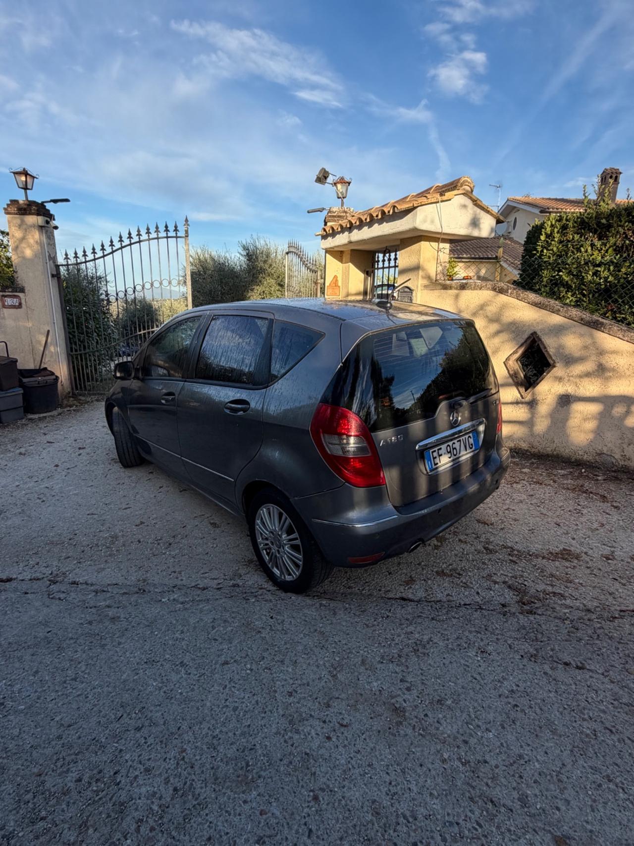 Mercedes-benz A 180 CDI BlueEFFICIENCY Automatic Executive