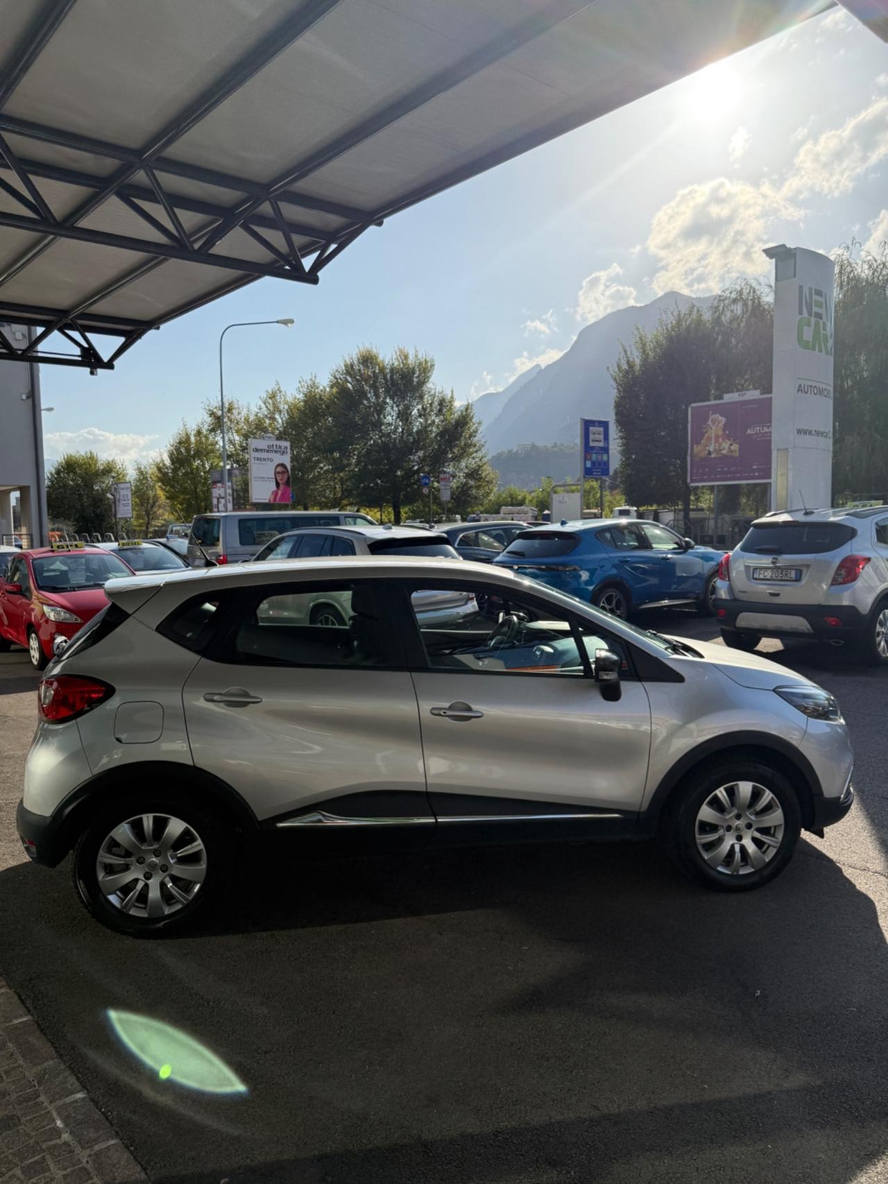 RENAULT CAPTUR 0.9 TCe S&S Energy R-Link KM 78.000