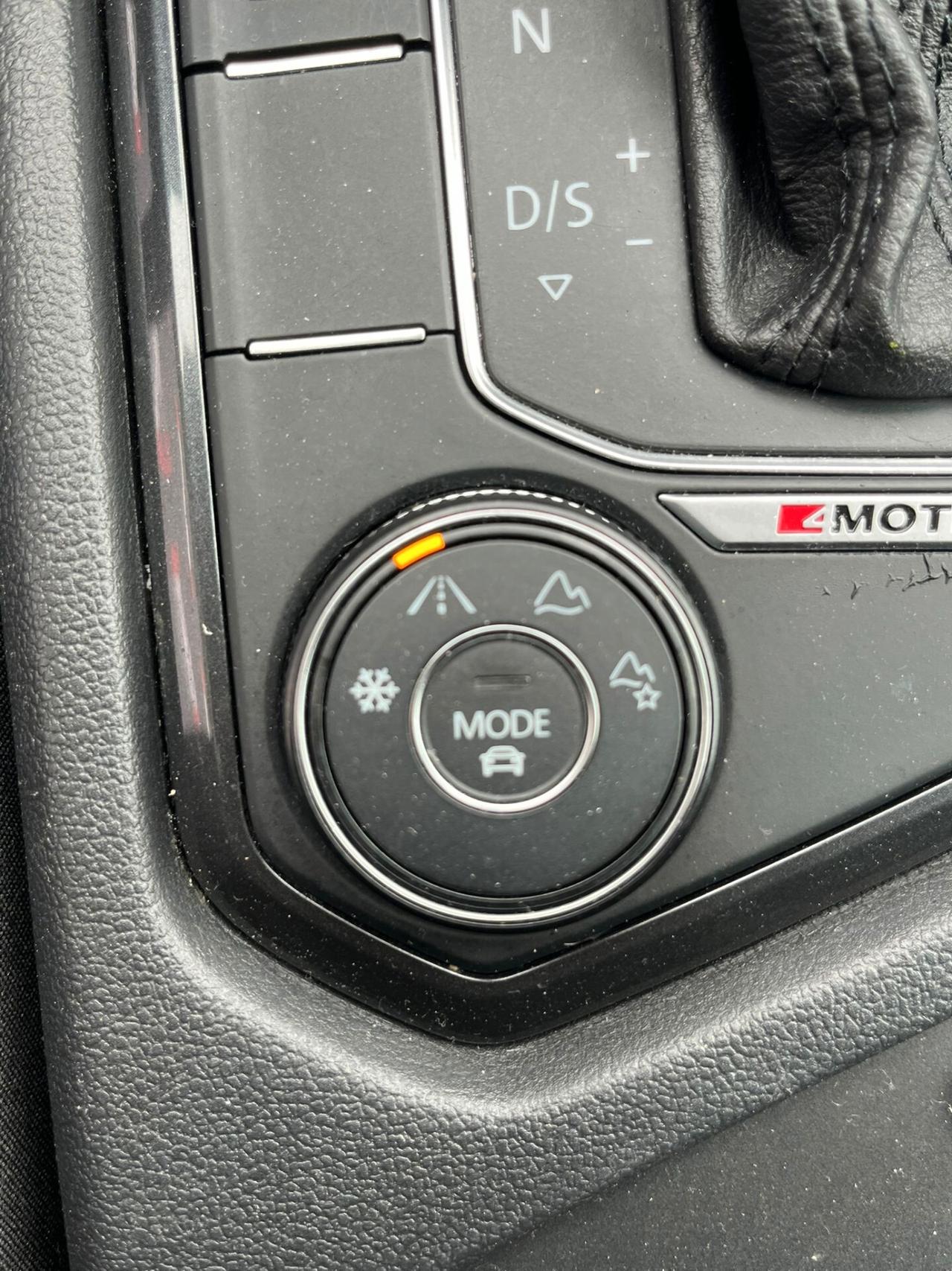 Volkswagen Tiguan 2.0 TDI SCR DSG 4MOTION Advanced BMT