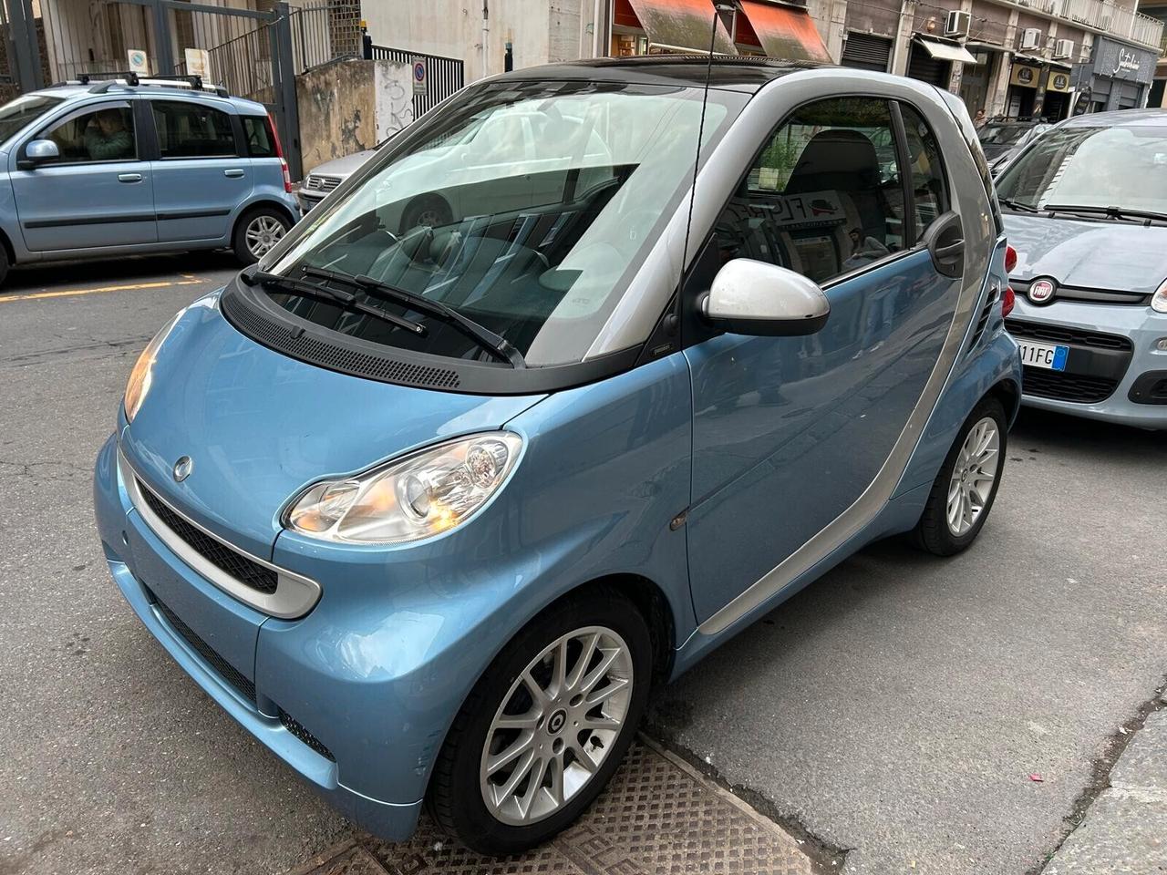 Smart ForTwo 1000 52 kW MHD coupé passion