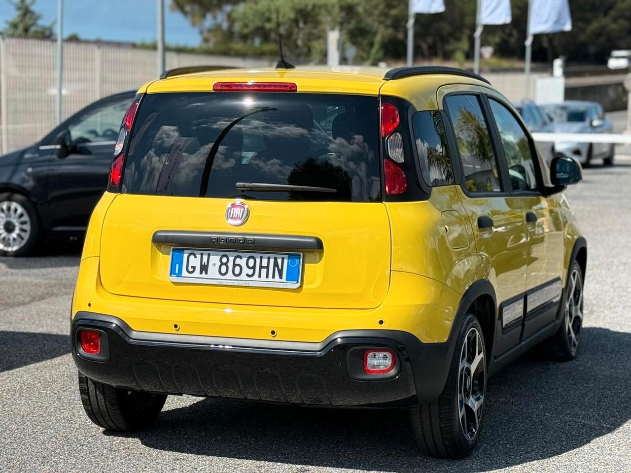 Fiat Panda 1.0 FireFly S&S Hybrid Pandina
