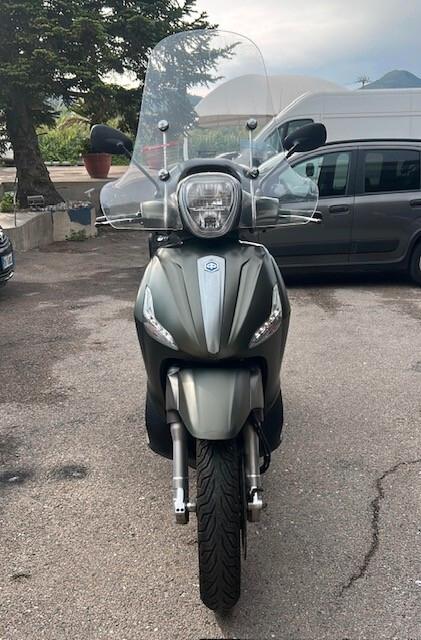 Piaggio Beverly 300 i.e. S