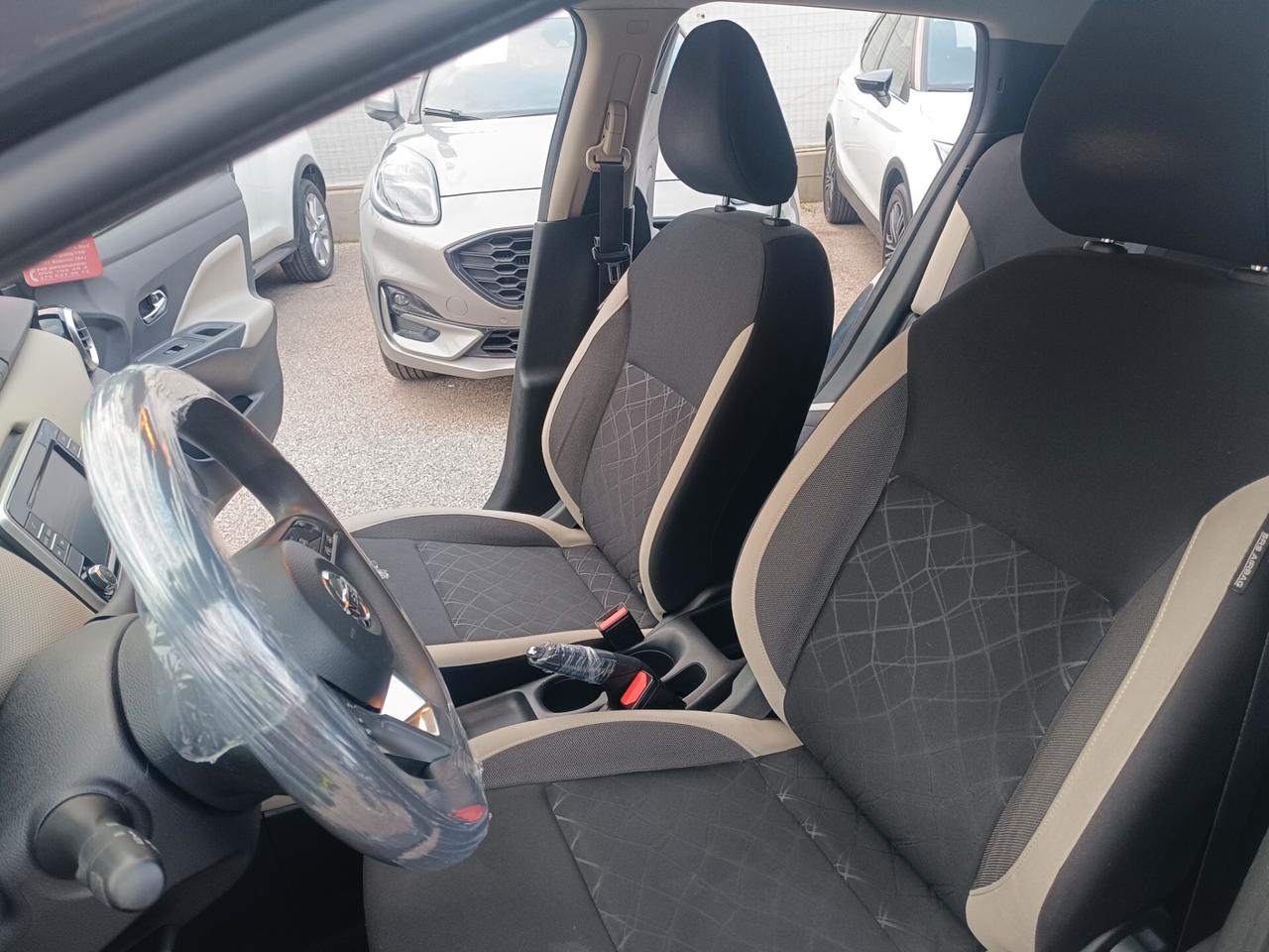 Nissan Micra 1.0L 12V 5 porte Acenta