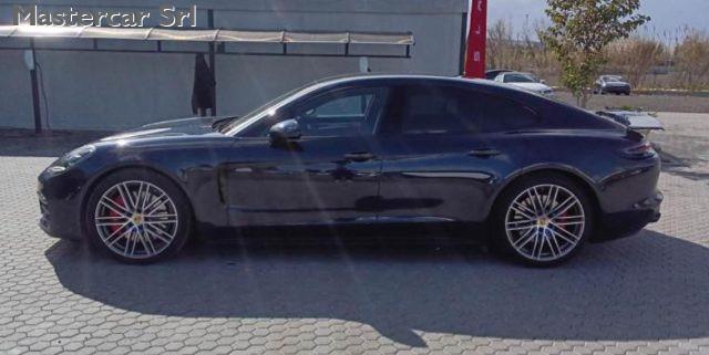PORSCHE Panamera Panamera II 2017 Berlina 4.0 GTS auto - GB363PB