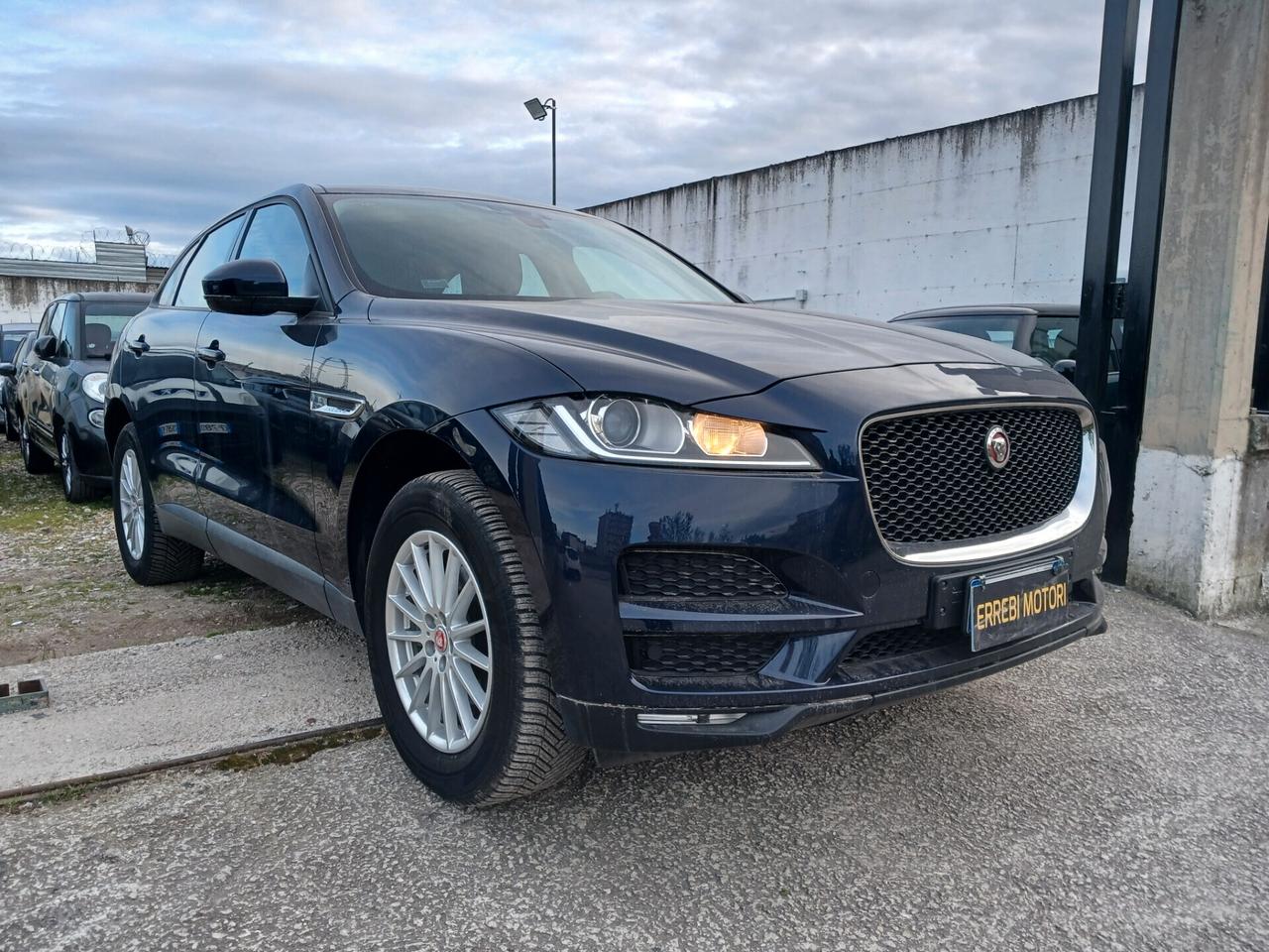 Jaguar F-Pace 2.0 D 240 CV AWD aut. Pure