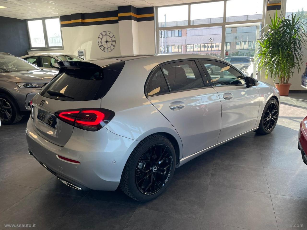 MERCEDES-BENZ A 180 d Automatic Premium