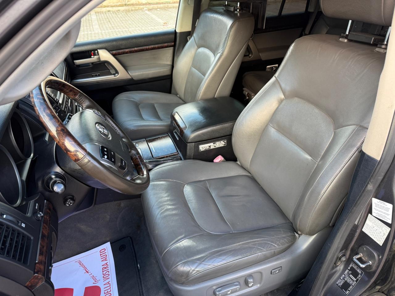 Toyota Land Cruiser 200 , V8 4.5 Tdi 286cv, 7 posti