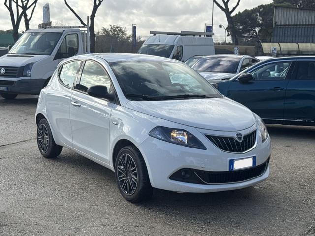 LANCIA Ypsilon HYBRID GOLD FIREFLY 1.0cc 70cv AZIEND. CERTIFICATA