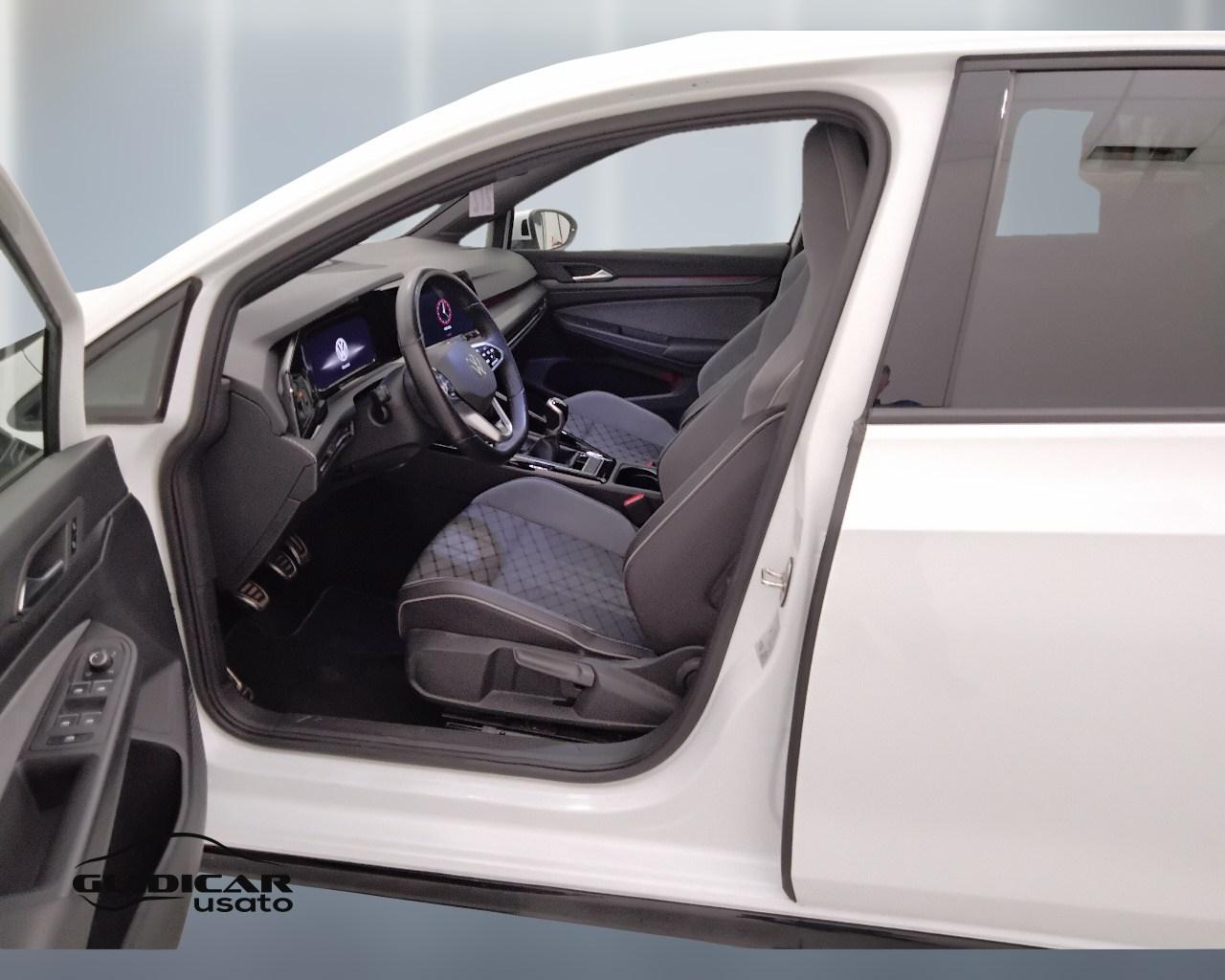 VOLKSWAGEN Golf VIII 2020 - Golf 1.5 tsi evo R-Line 130cv