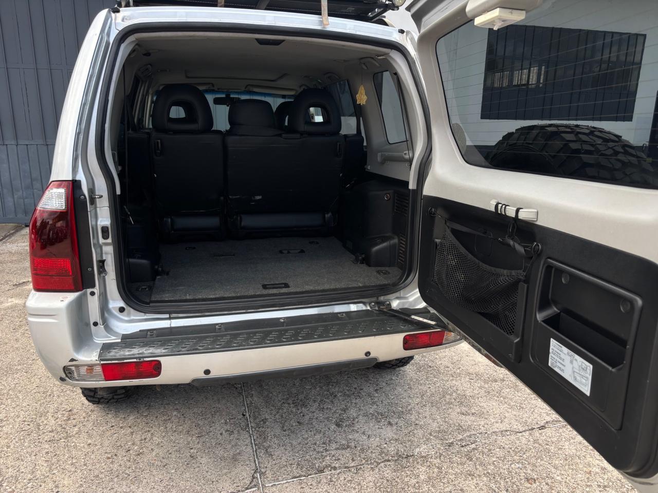 Mitsubishi Pajero 3.2 D. 7 posti. 4x4. Garanzia 12mesi
