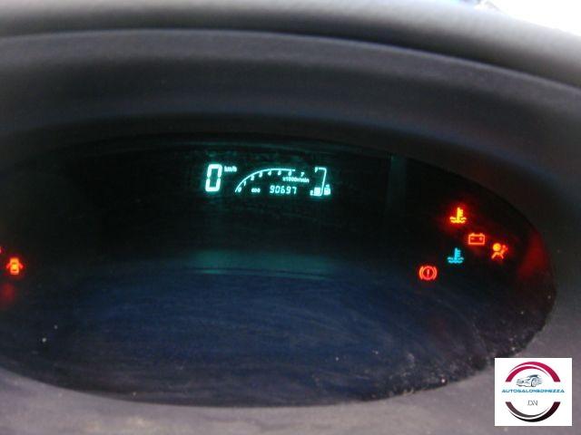 TOYOTA - Yaris - 16V 5 porte Expo Clima