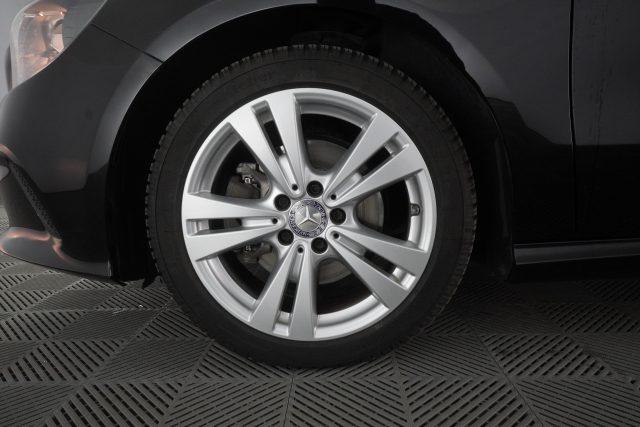 MERCEDES-BENZ A 180 A 180 Sport