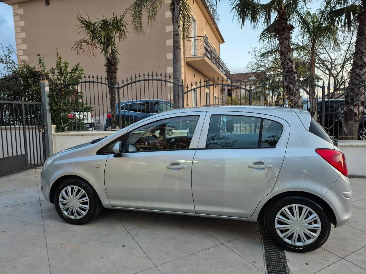 Opel Corsa 1.3 CDTI 75CV ecoFLEX 5 porte Cosmo