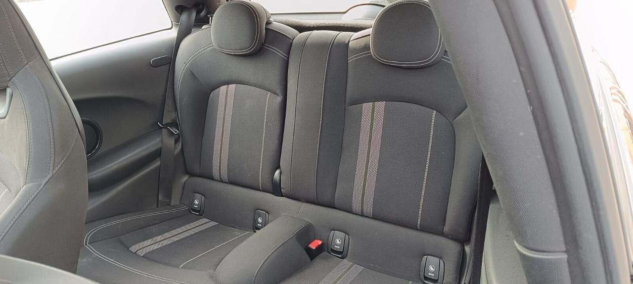 Mini 2.0 Cooper S John Cooper Works