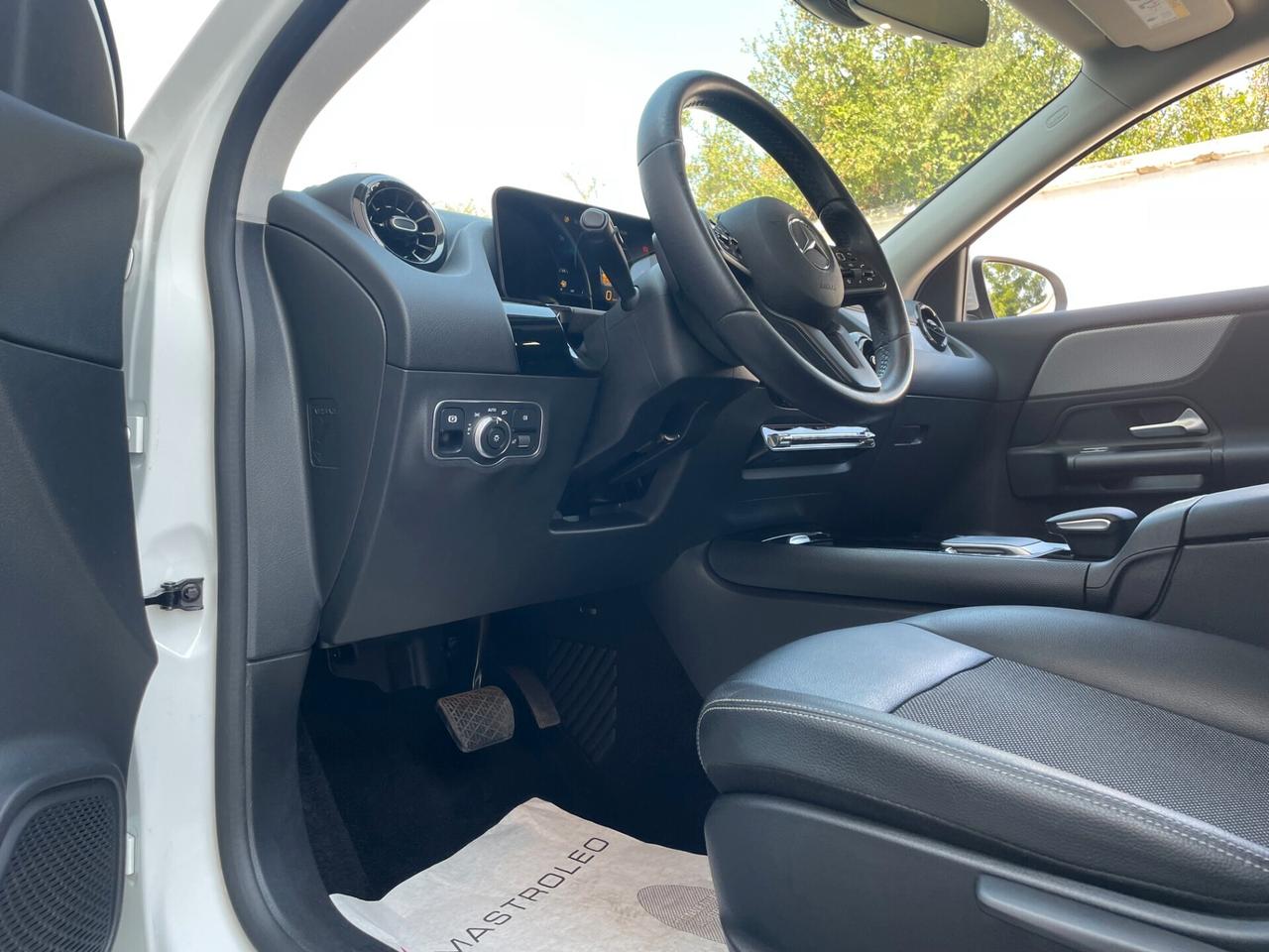 Mercedes-benz GLA 180 GLA 180 d Automatic Business