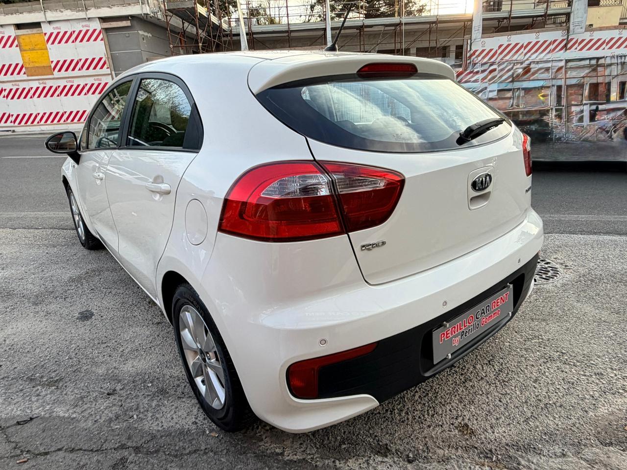 Kia Rio 1.1 CRDi 5p. Cool 2015