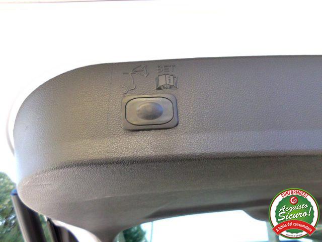 FORD Kuga 2.0 TDCI 140 CV 4WD Powershift Business