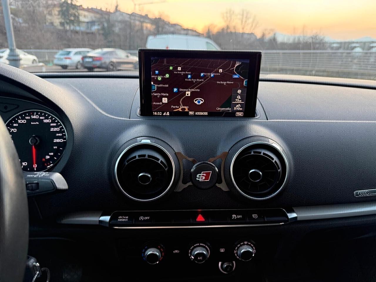 Audi A3 tetto apribile valutiamo usato/scambio