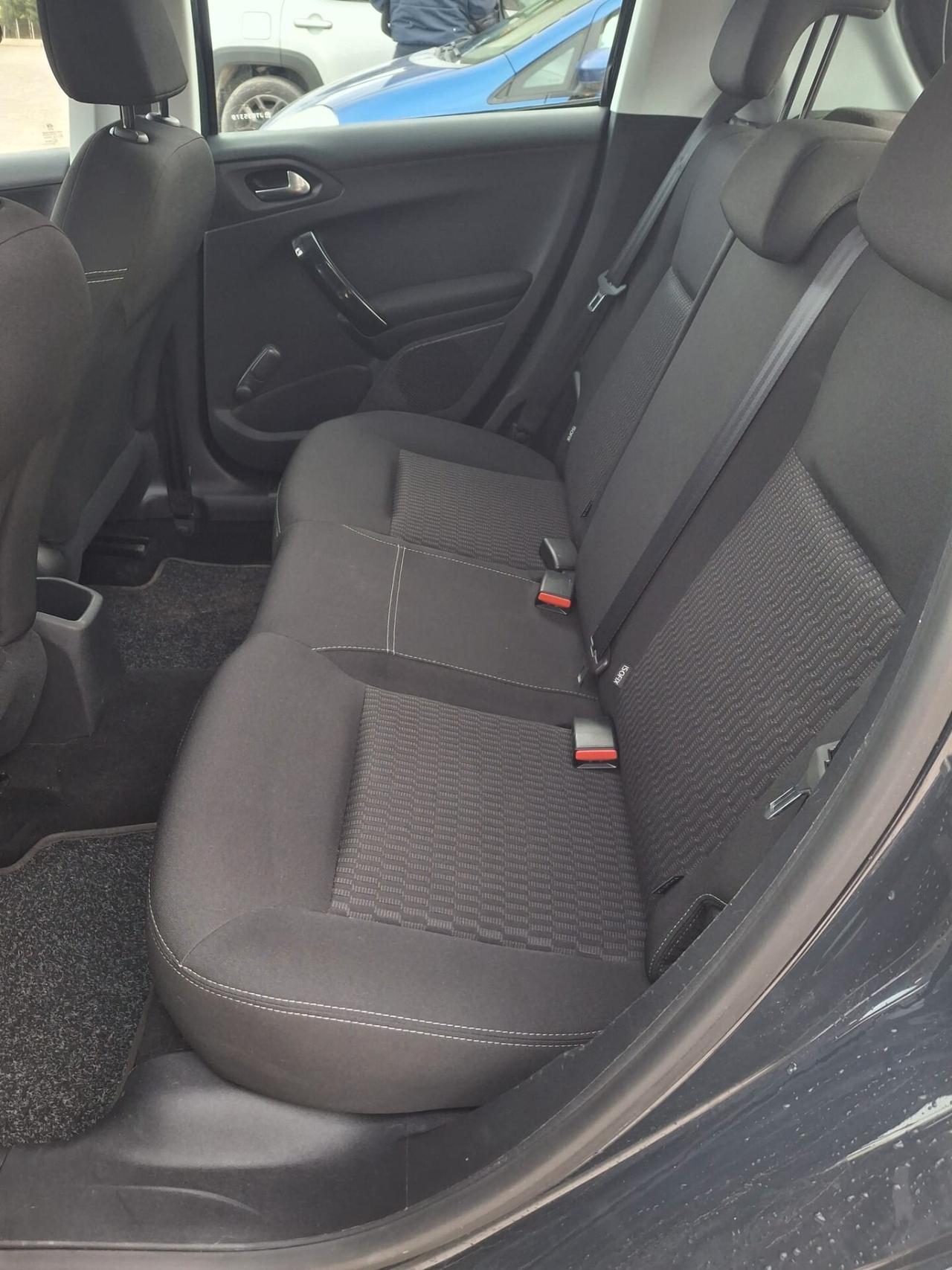 Peugeot 208 GPL Allure Full optional