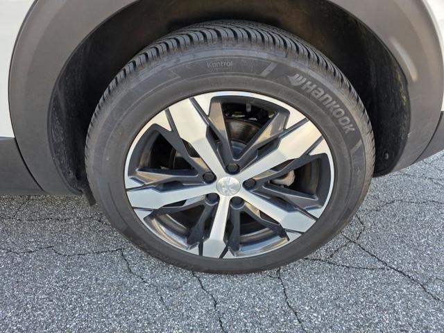 PEUGEOT 3008 PureTech Turbo 130 S&S Allure