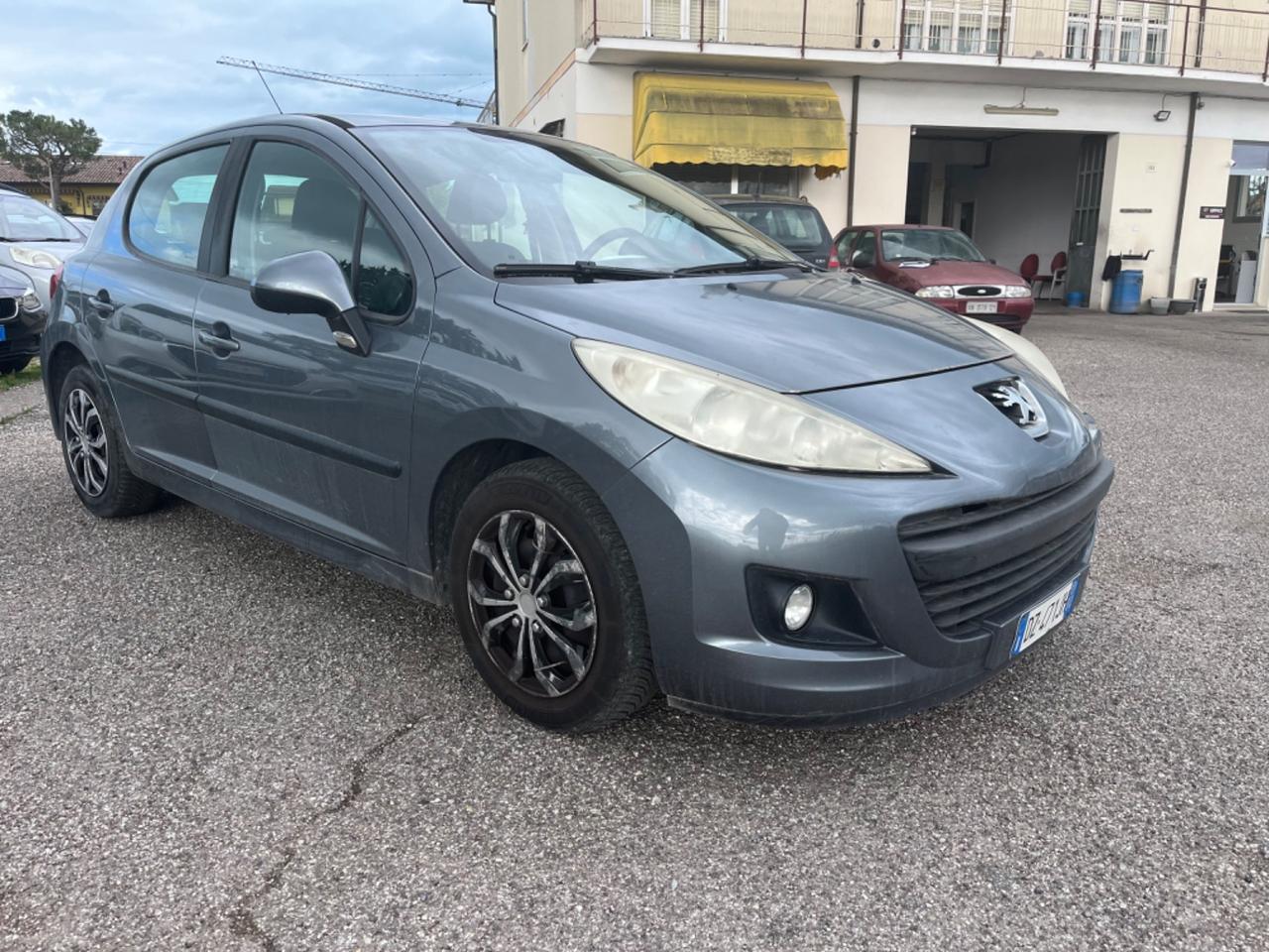 Peugeot 207 1.4 8V 75CV 5p. X Line ECO GPL
