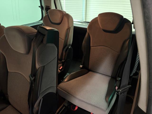 PEUGEOT 807 2.0 HDi FAP Norwest *7 POSTI*