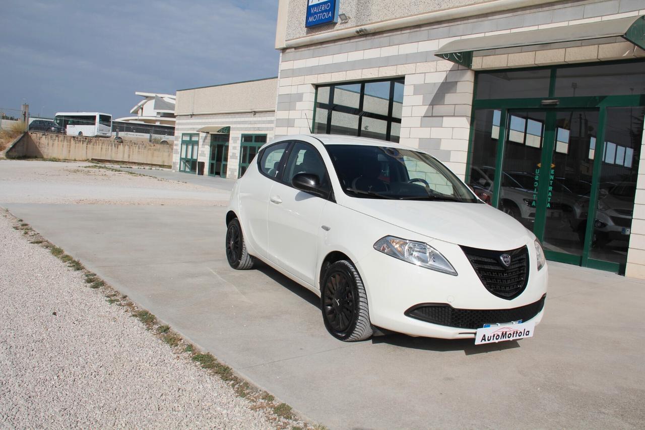 Lancia Ypsilon 1.3 MJT 16V 5 porte S&S Elefantino (70KW-95CV Neopatentati)