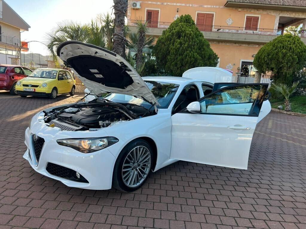 Alfa Romeo Giulia 2.2 Turbodiesel 150 CV AT8 Super