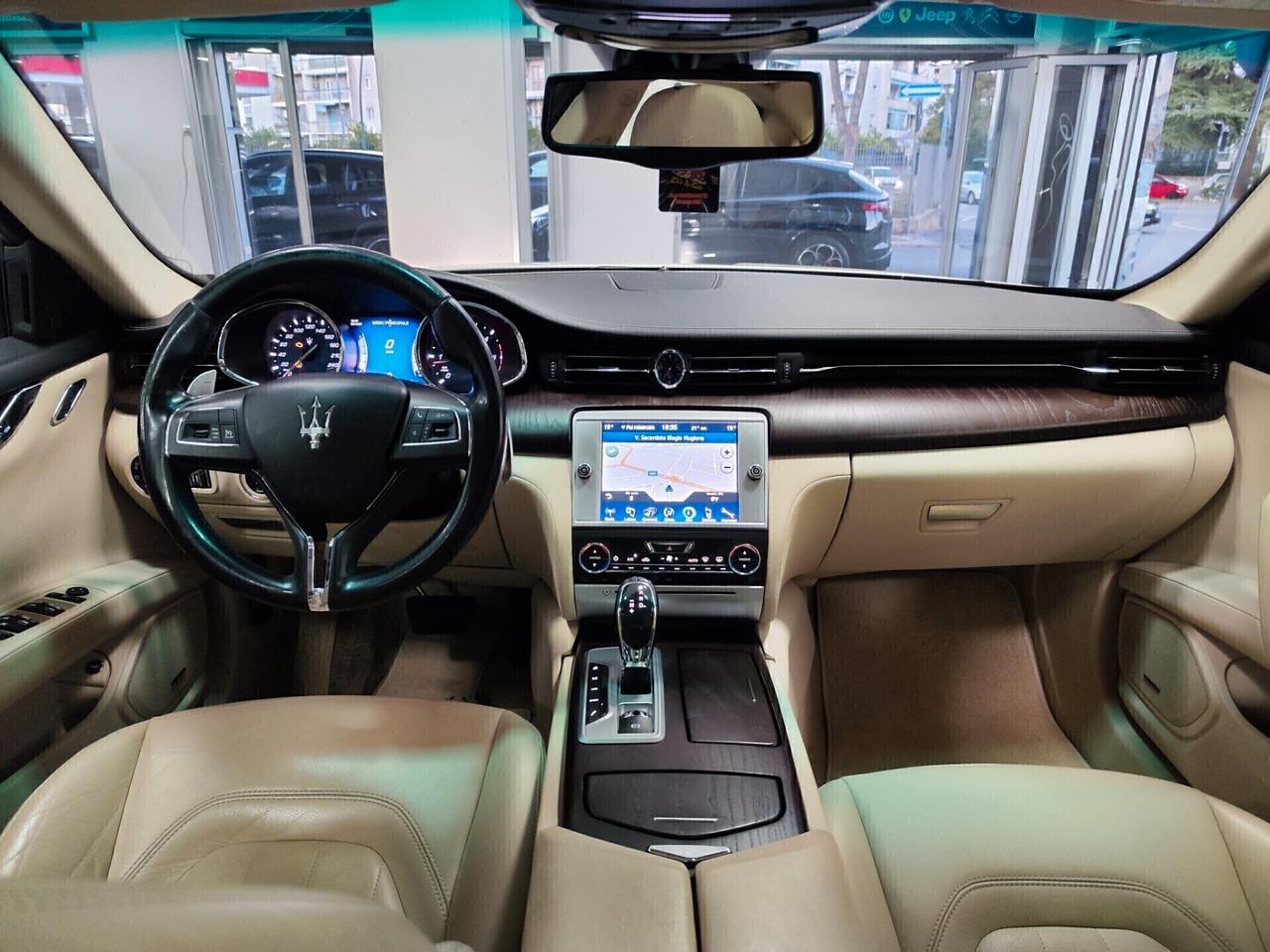 Maserati Quattroporte V6 Diesel 250 CV AWD Granlusso Tetto