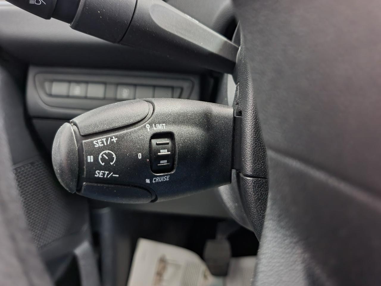 Peugeot 208 1.4 VTi 95cv GPL Active 2014