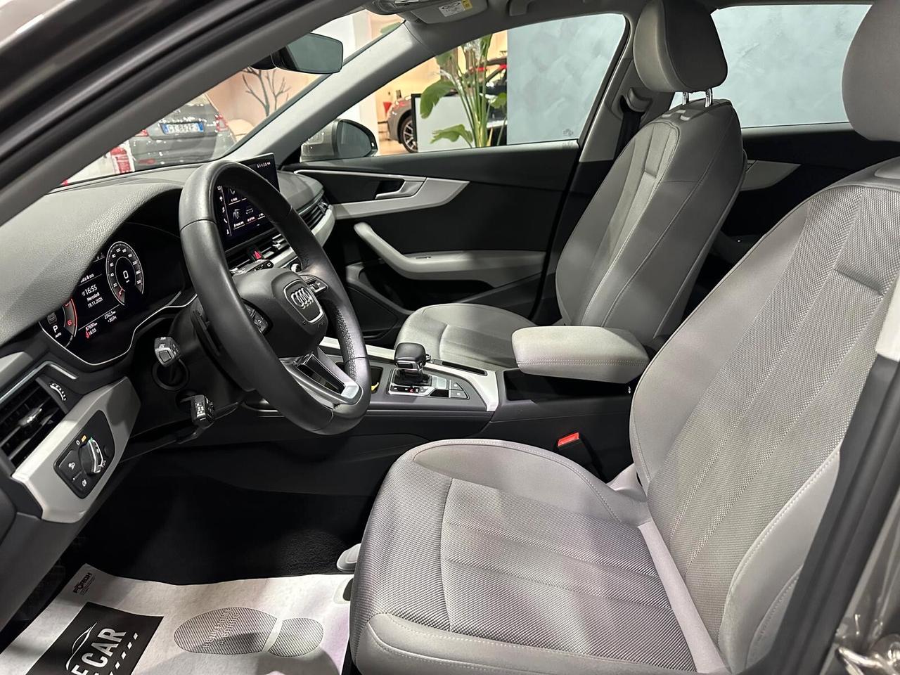 Audi A4 Avant 30 2.0 tdi s-tronic