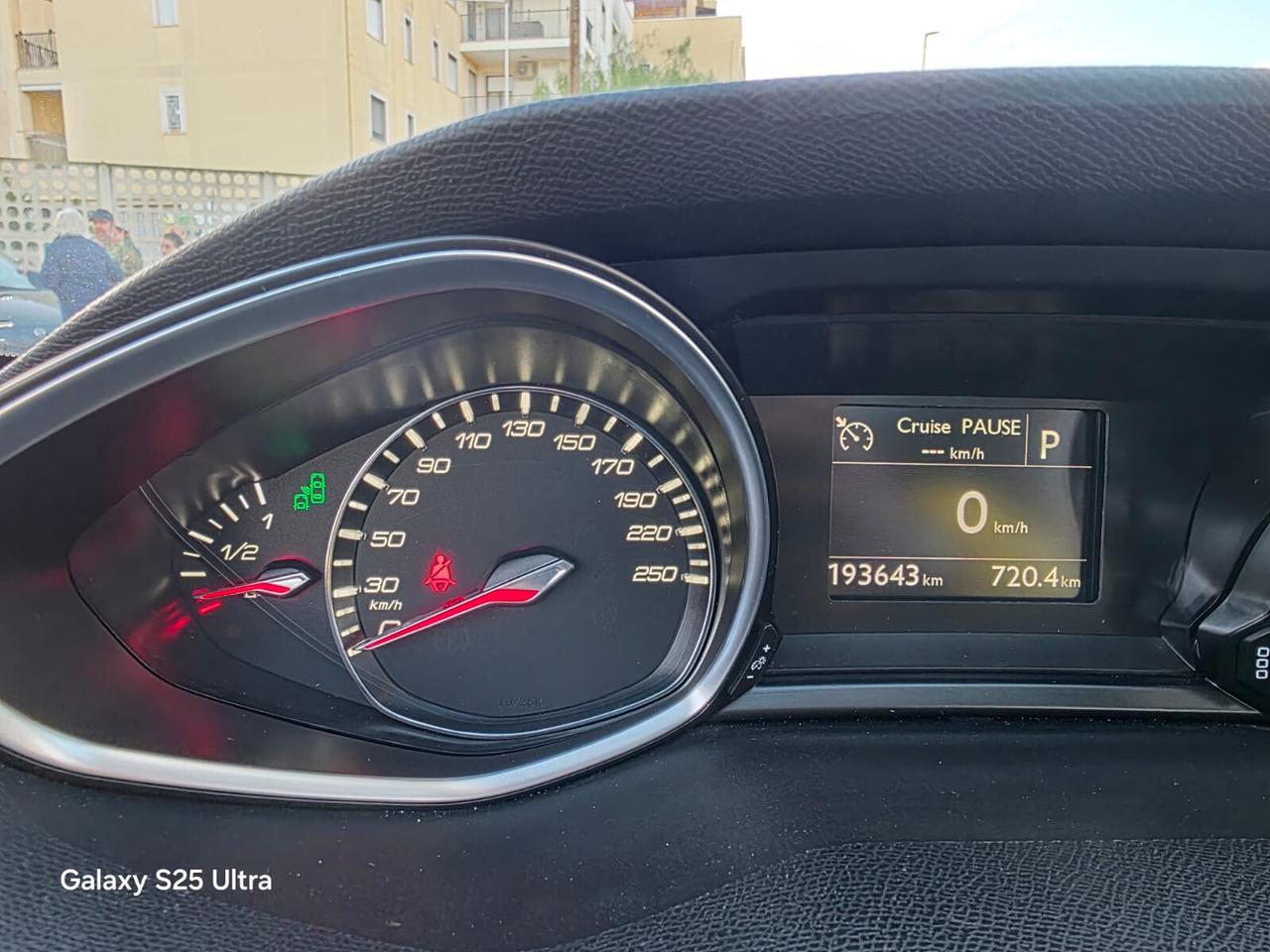 Peugeot 308 BlueHDi 150 S&S EAT6 GT Line 2015