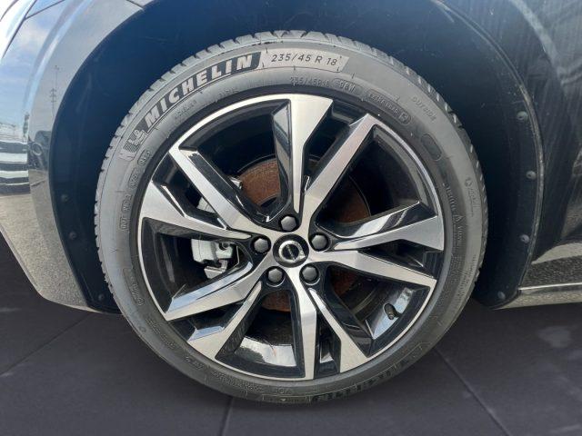 VOLVO V60 B4 automatico Plus Dark
